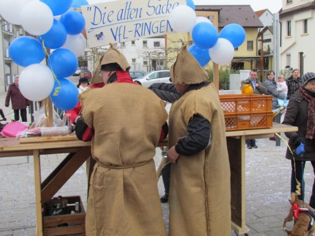 Faschingsumzug13-15