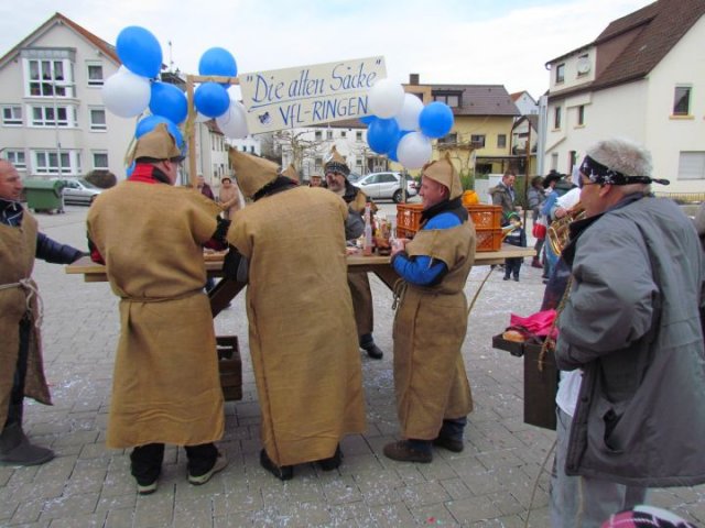 Faschingsumzug13-16